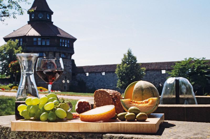 When the weather is nice you can grab some local produce and dine alfresco.