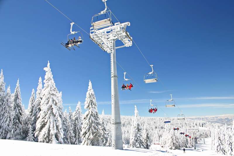 Savor your ski lift ride because it provides some of the absolute best views of the Alps. 